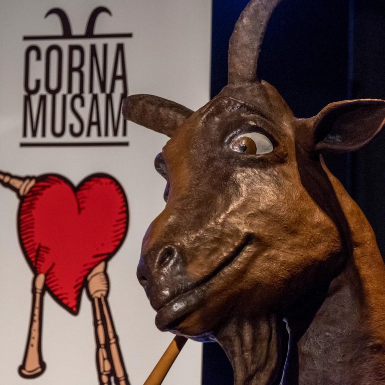 Instagram post from cornamusam. This post is in position 3.